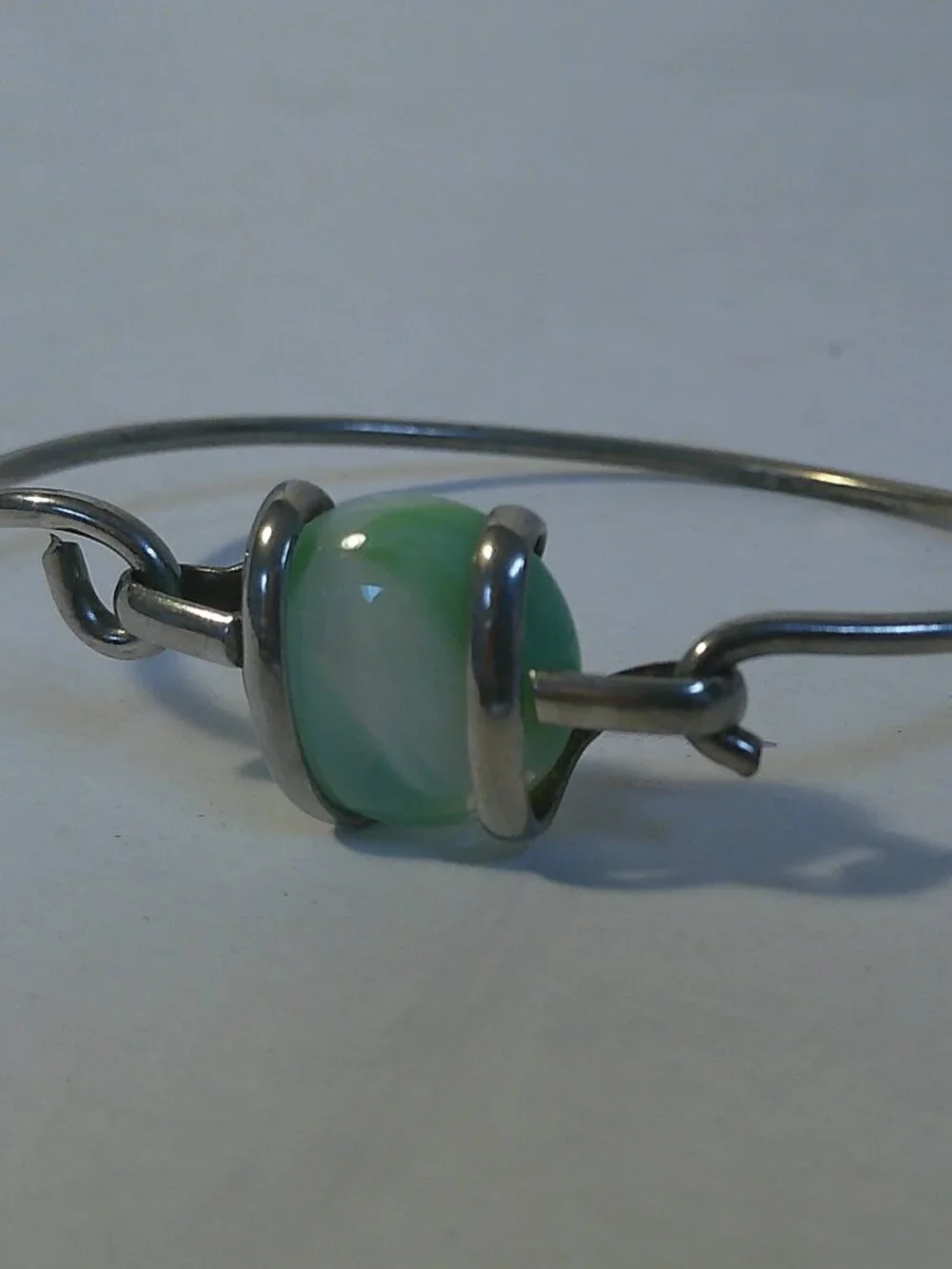 Sterling Silver Wire Bangle Mint Green Milk Glass Bead Bracelet - SB6 D3